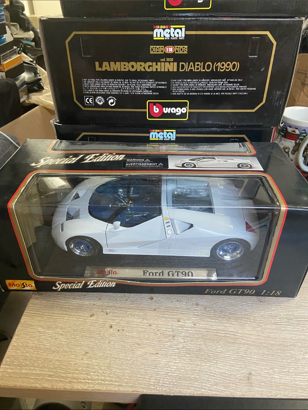 Vintage Maisto Ford GT90 Concept Car Diecast Model V12 SuperCar 1/18 Scale White